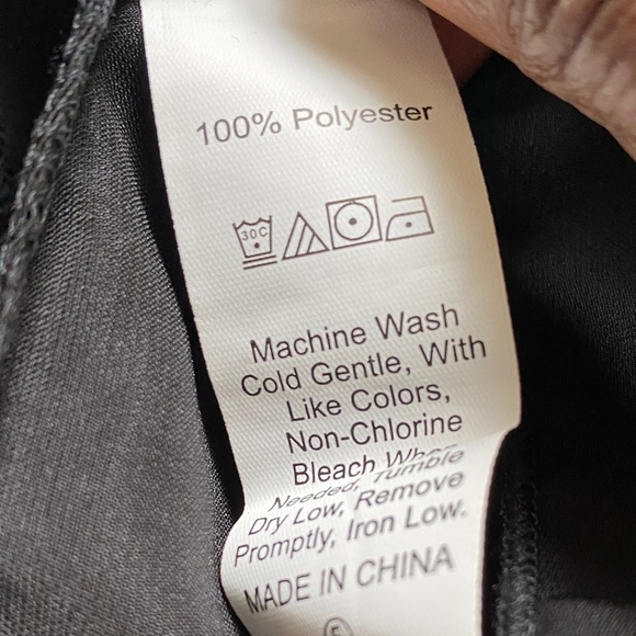 SHEIN Black Puff Sleeve Blouse with Lace Detail - Picture 5 of 8